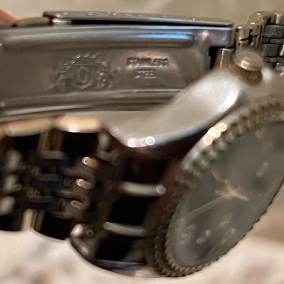 Cerrentino Womens Silver and Gold Watch Diamond series - Picture 6 of 7